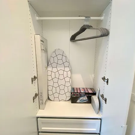 New 468 Eddy - Cosy Center *